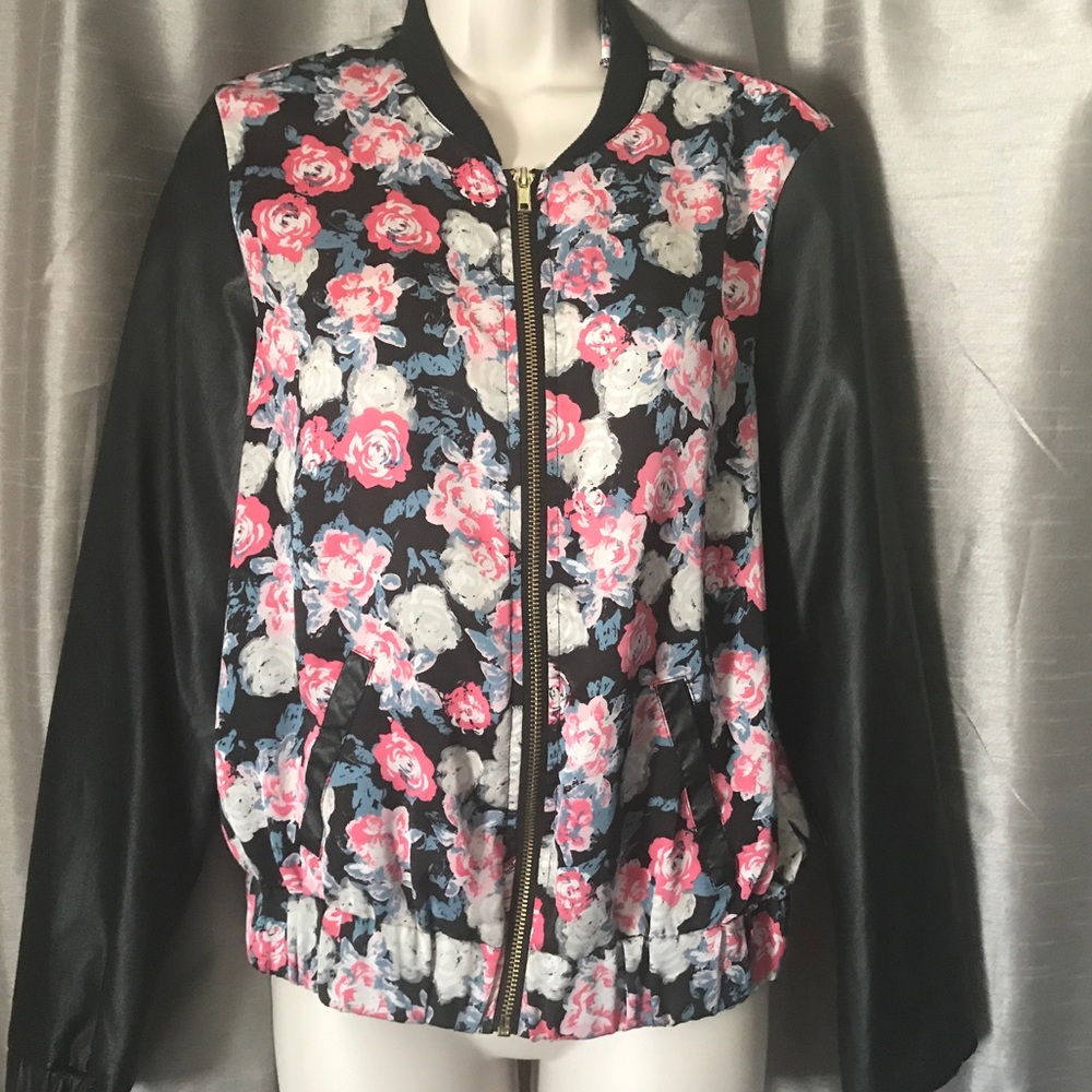 G by guess floral sweater